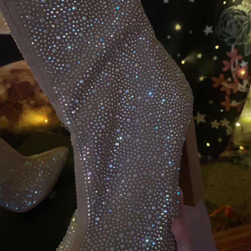 Akira sparkle booties - Picture 2 of 3